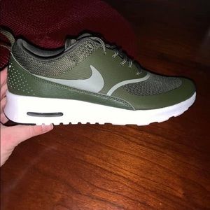 women Nike Thea